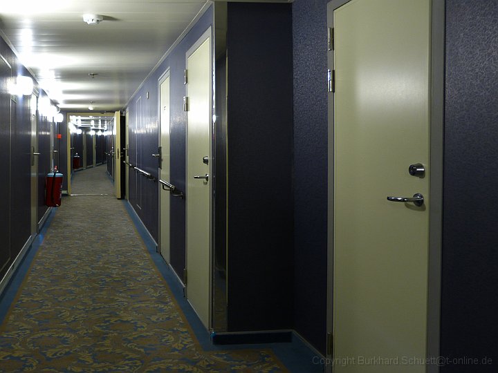 13 Corridors 0006.jpg